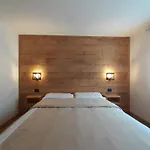 La Maisonb - Arly * La Thuile